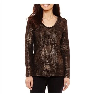 A.n.a petite womens long sleeve tee